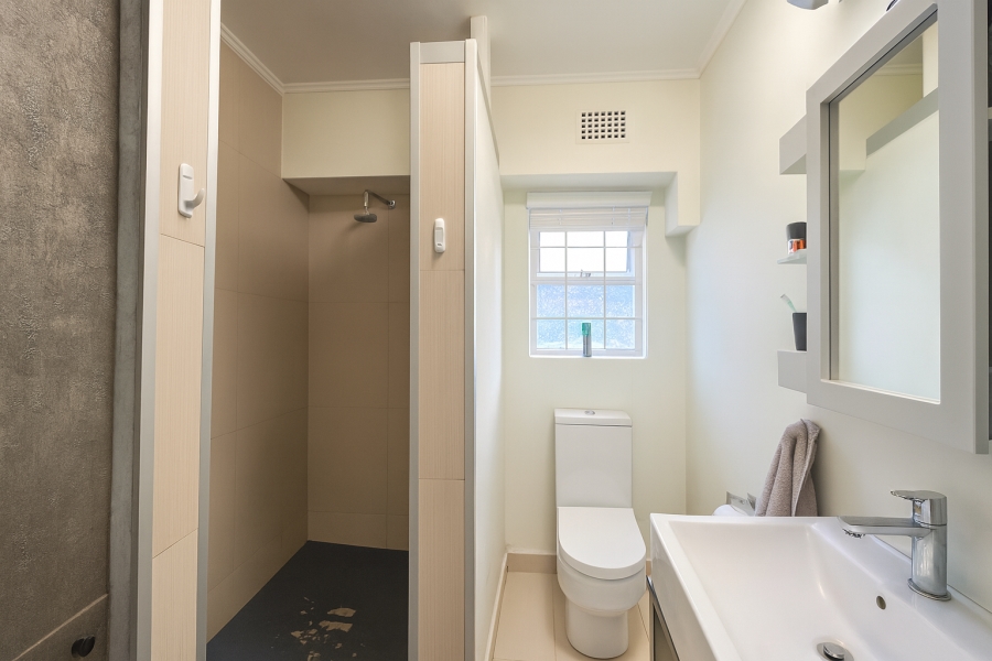 3 Bedroom Property for Sale in Sea Point Western Cape